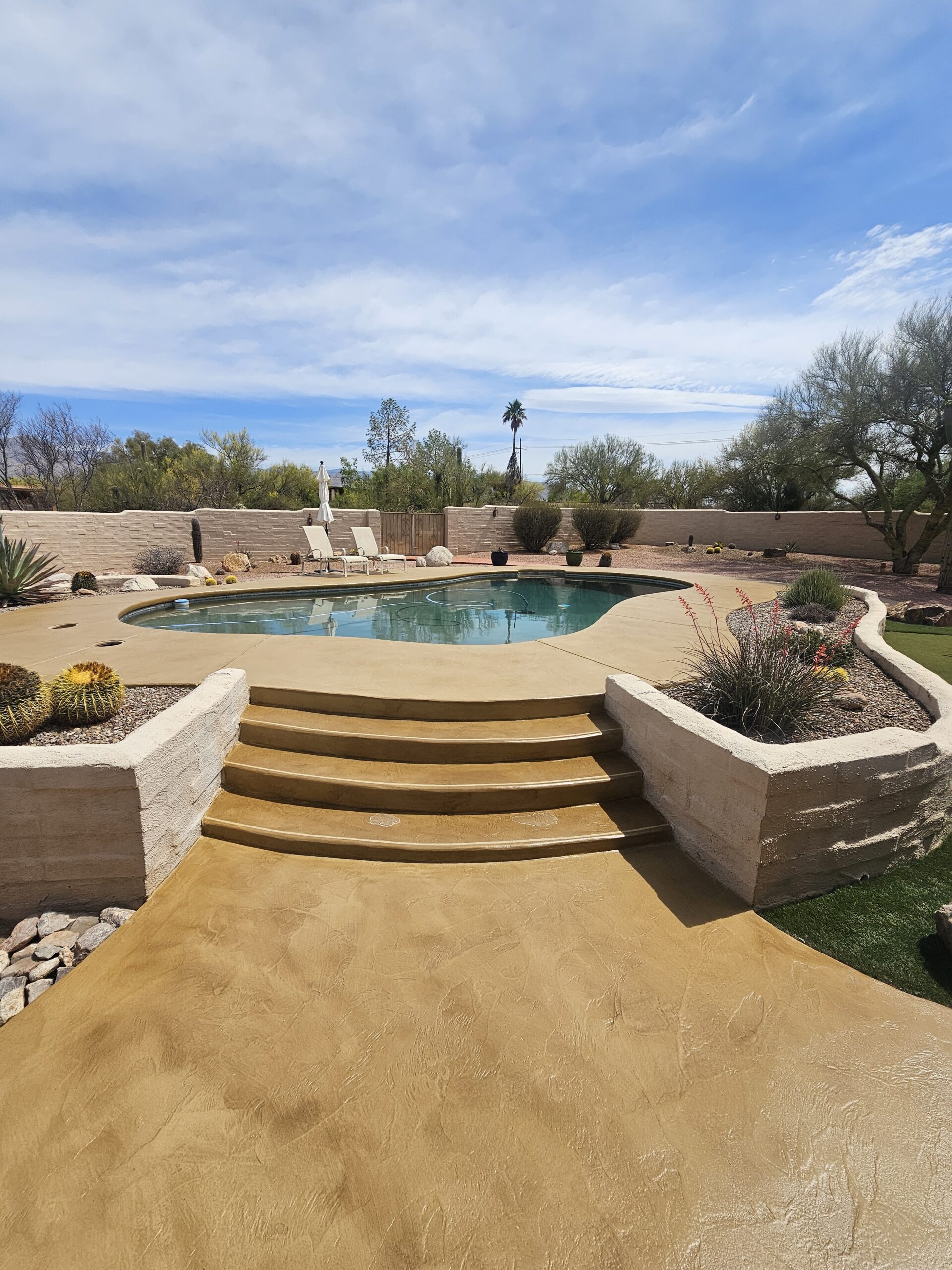 Pool deck
